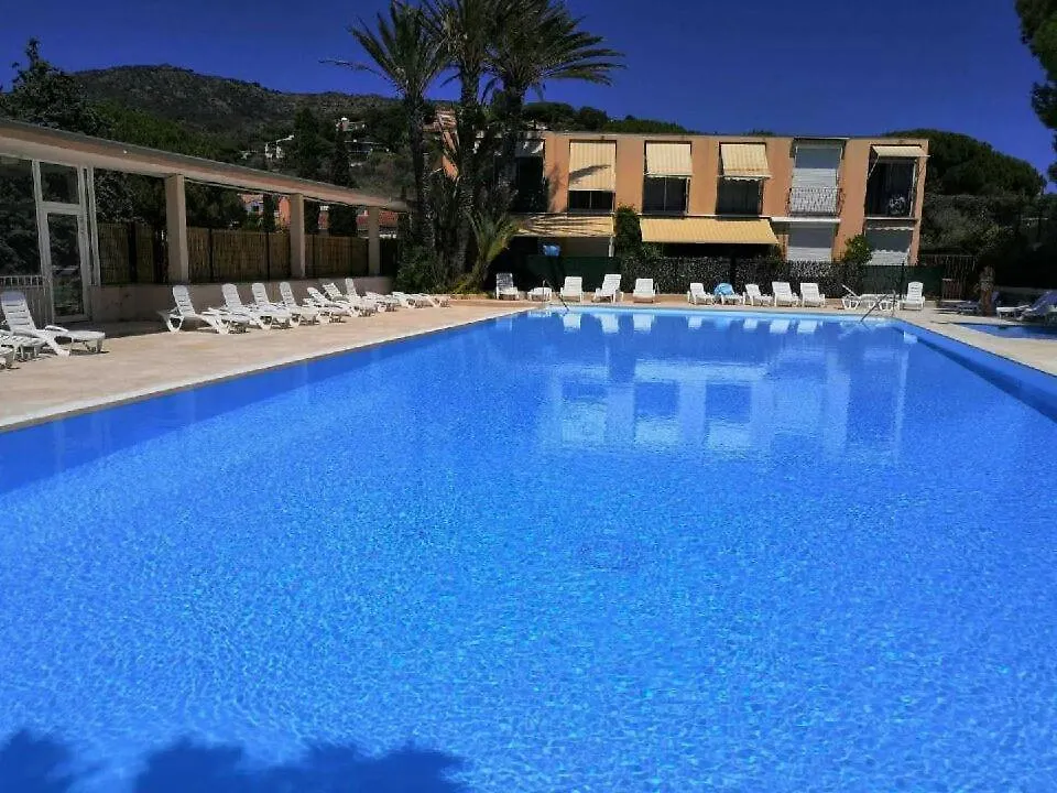 شقة Appartement Avec Superbe Terrasse Pour 4 Personnes لو لا فاندو