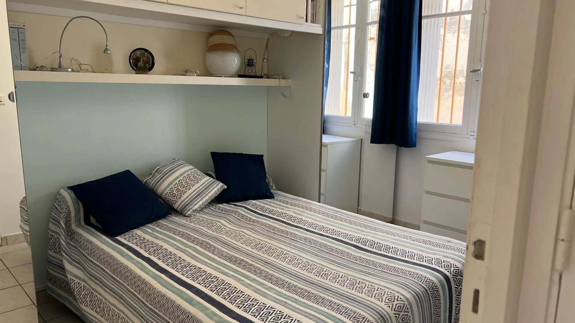 Appartement Avec Superbe Terrasse Pour 4 Personnes لو لا فاندو